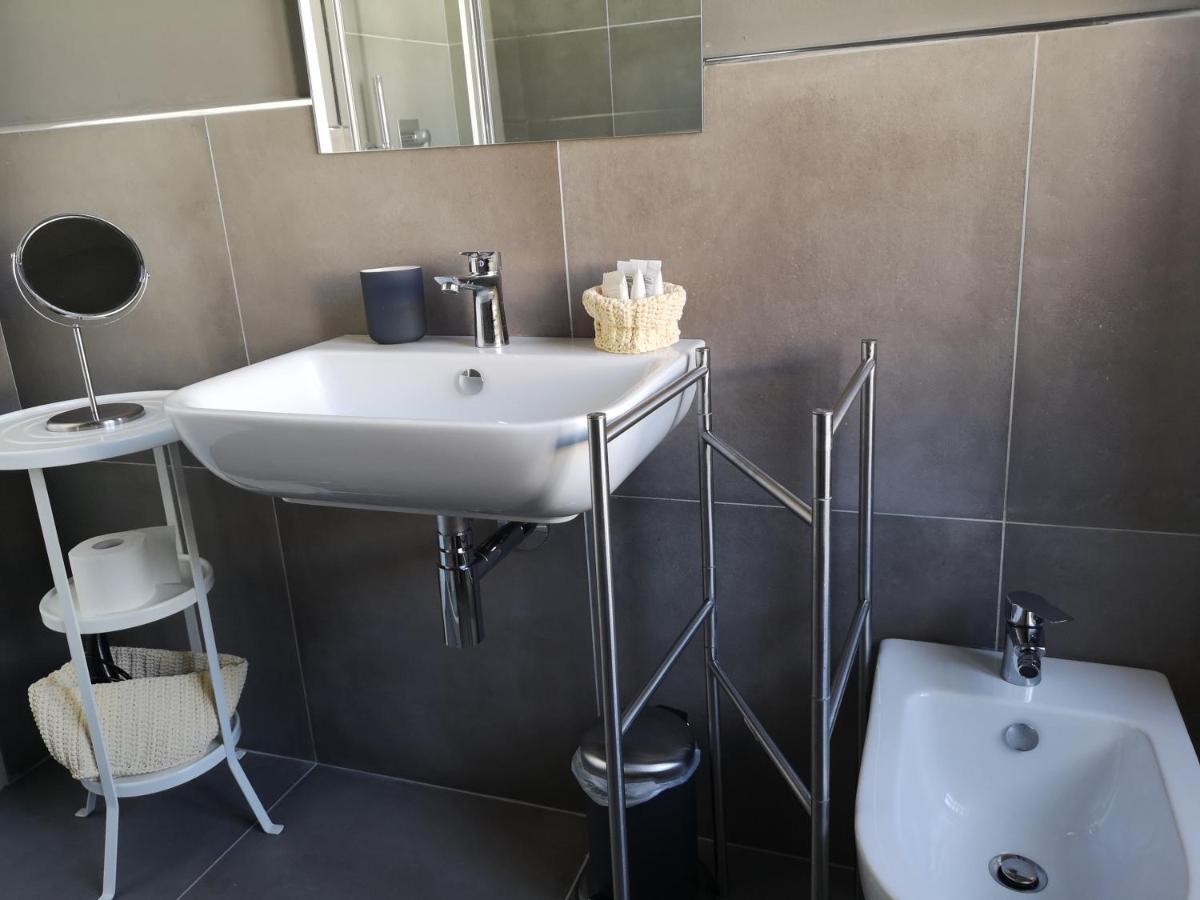 Pep'S Rooms By The Sea Trieste Bagian luar foto